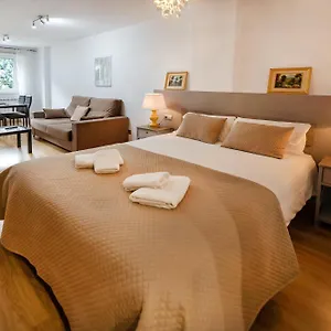 https://studio-carretera-de-arinsal-2.andorra-la-vella-hotels.net